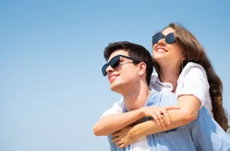 Best Sunglasses & Eyewear Styles Trending This Year